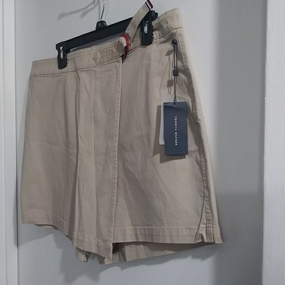 Tommy Hilfiger Chino Skort Size 16 *NWT* - Picture 2 of 11